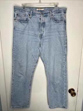 Levis Wedgie Straight Jean